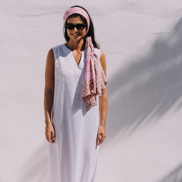 Caftan long en coton brodé ton sur ton Alti