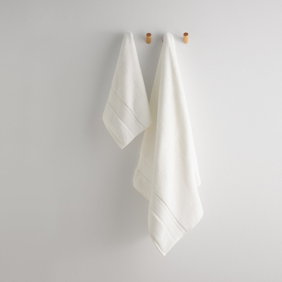 LUXI-TOALB-A BLANCO-1