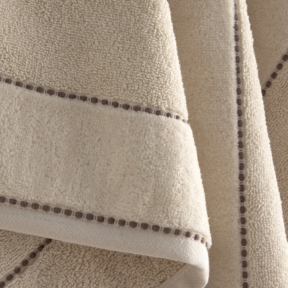 METO-TOALB-A MARRON BEIGE-2